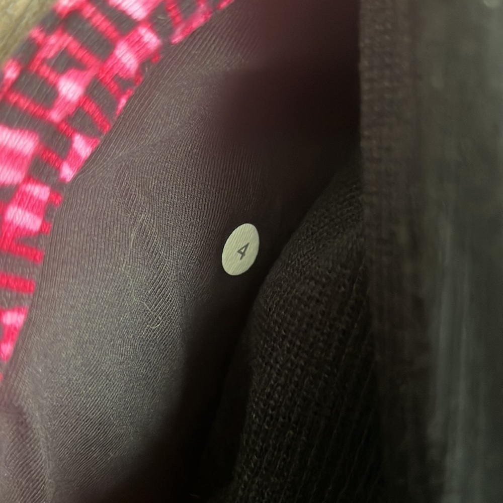 LULULEMON Women's Scuba Pink and Black Jacket,  size 4 - Picture 6 of 6